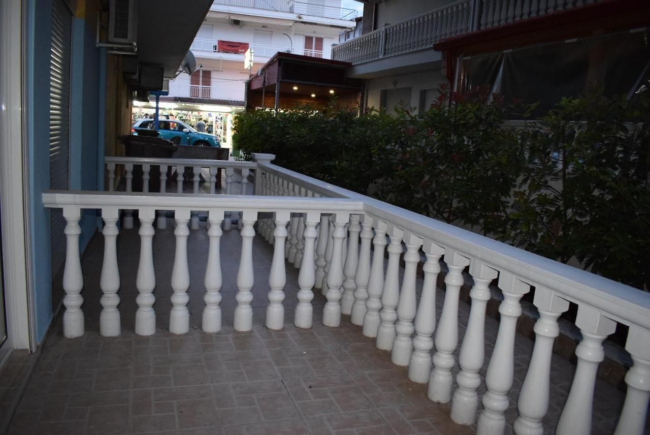 Paralia Katerinis surroundings Pieria